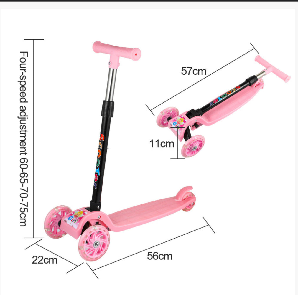 Scooter – 3 Wheels LED Flashing Tilt Scooter
