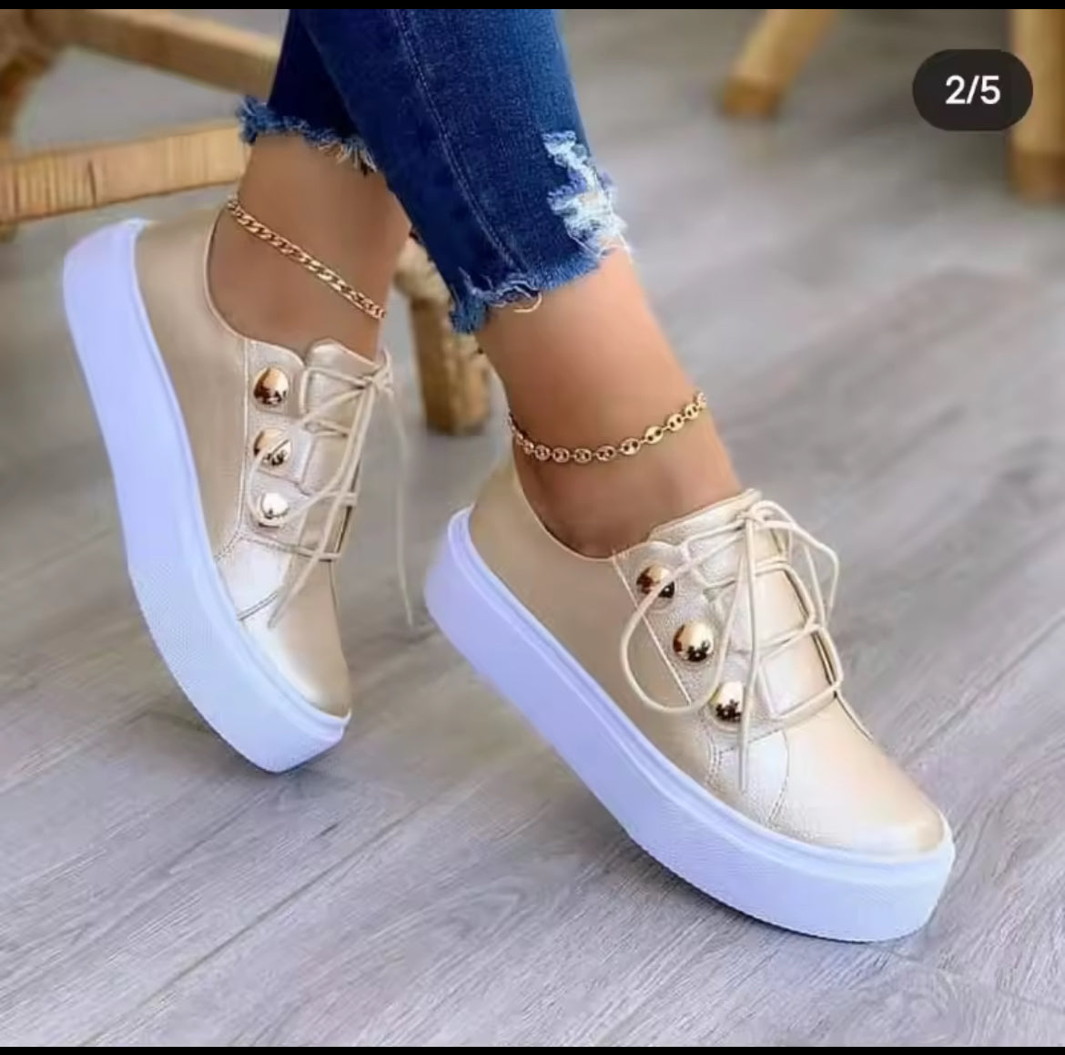 Womens Tranniers