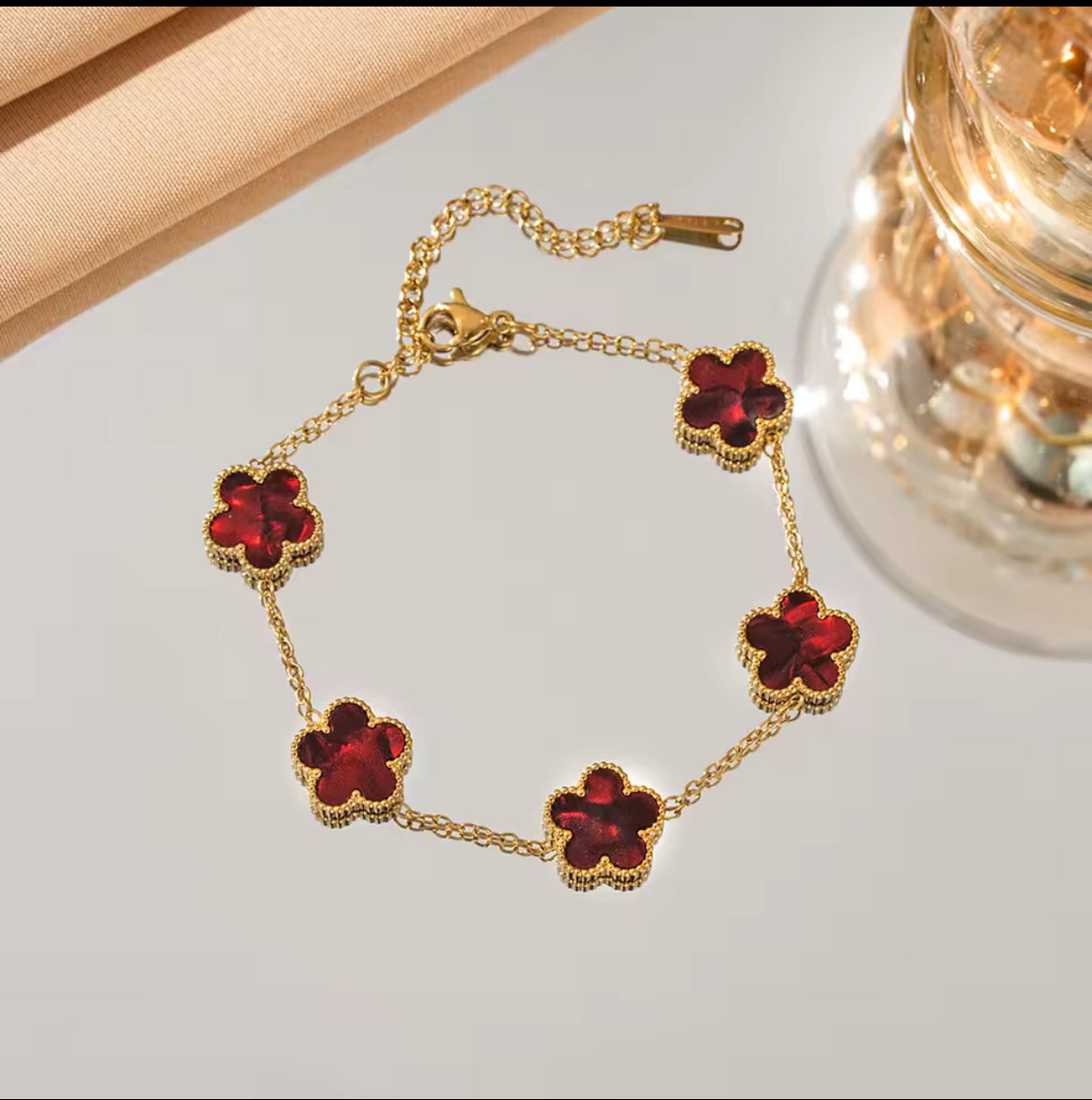 Clover bracelet