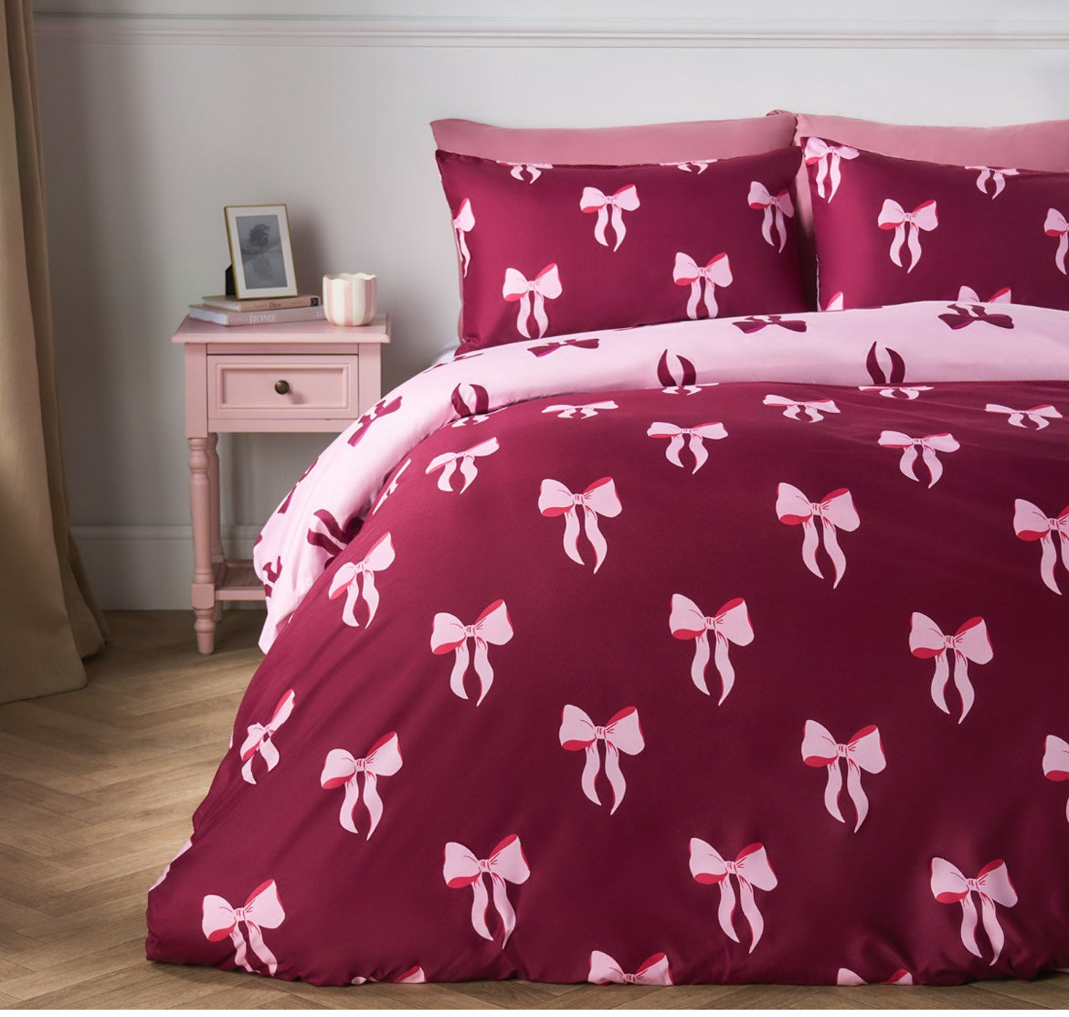 Bow Bedding Set