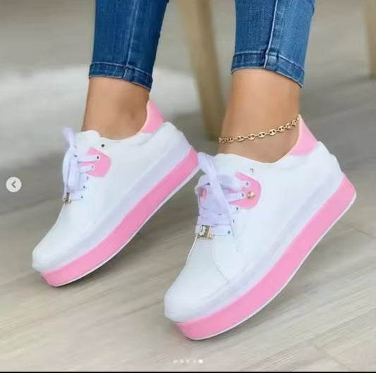 Womens Platform Tranniers