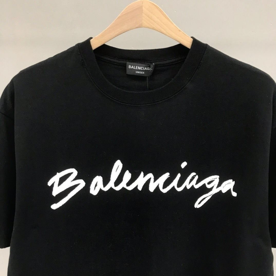 Women’s T-shirt