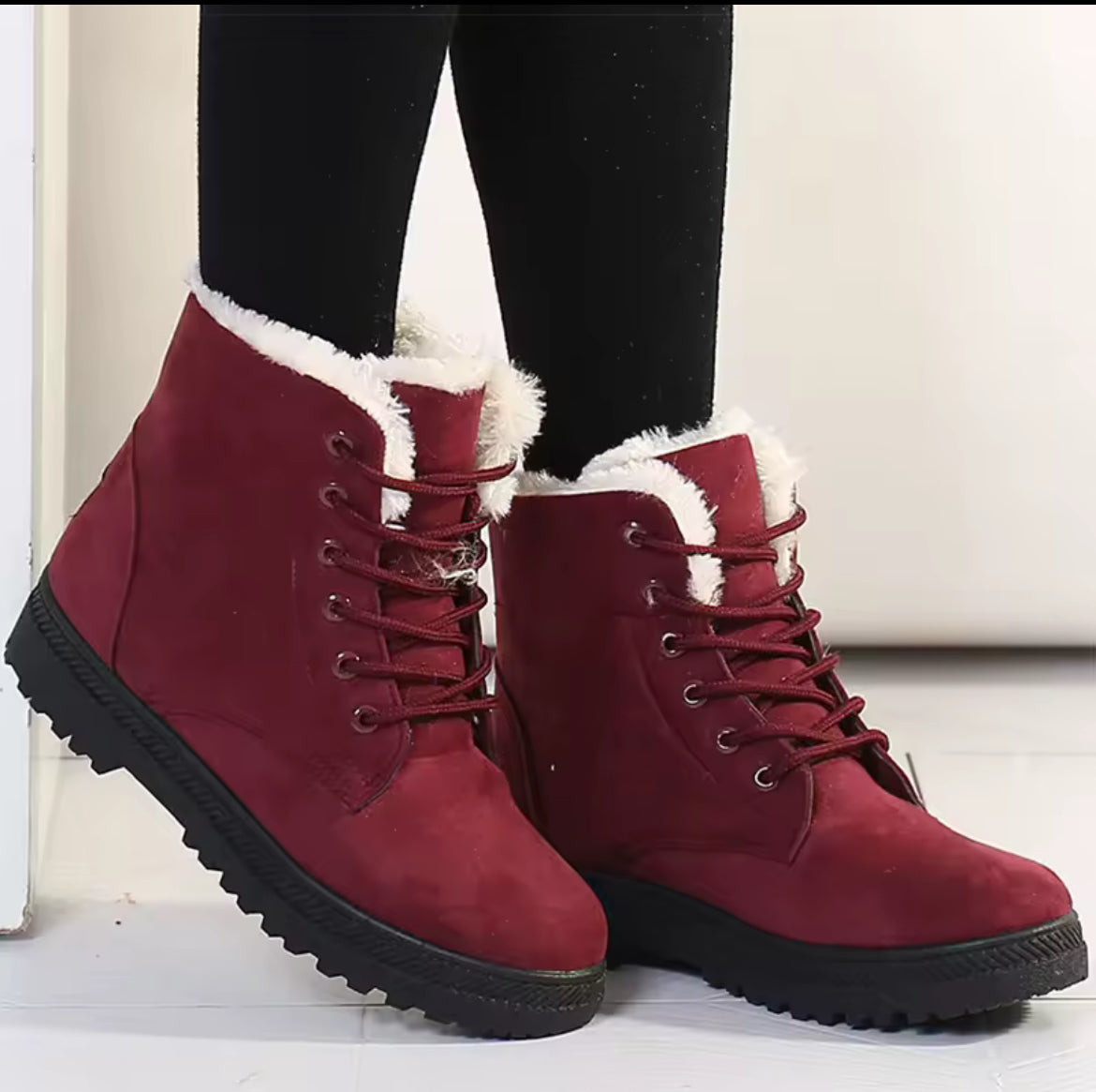 Women’s Fluffy Boots