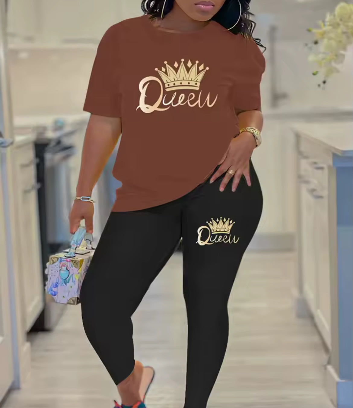 Women’s Queen Leggings & T-shirt Set