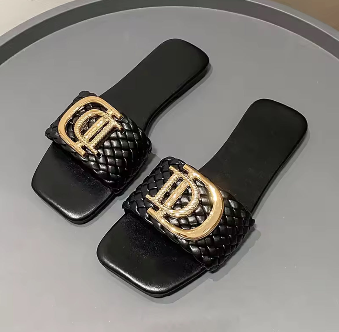 Women’s Sandles