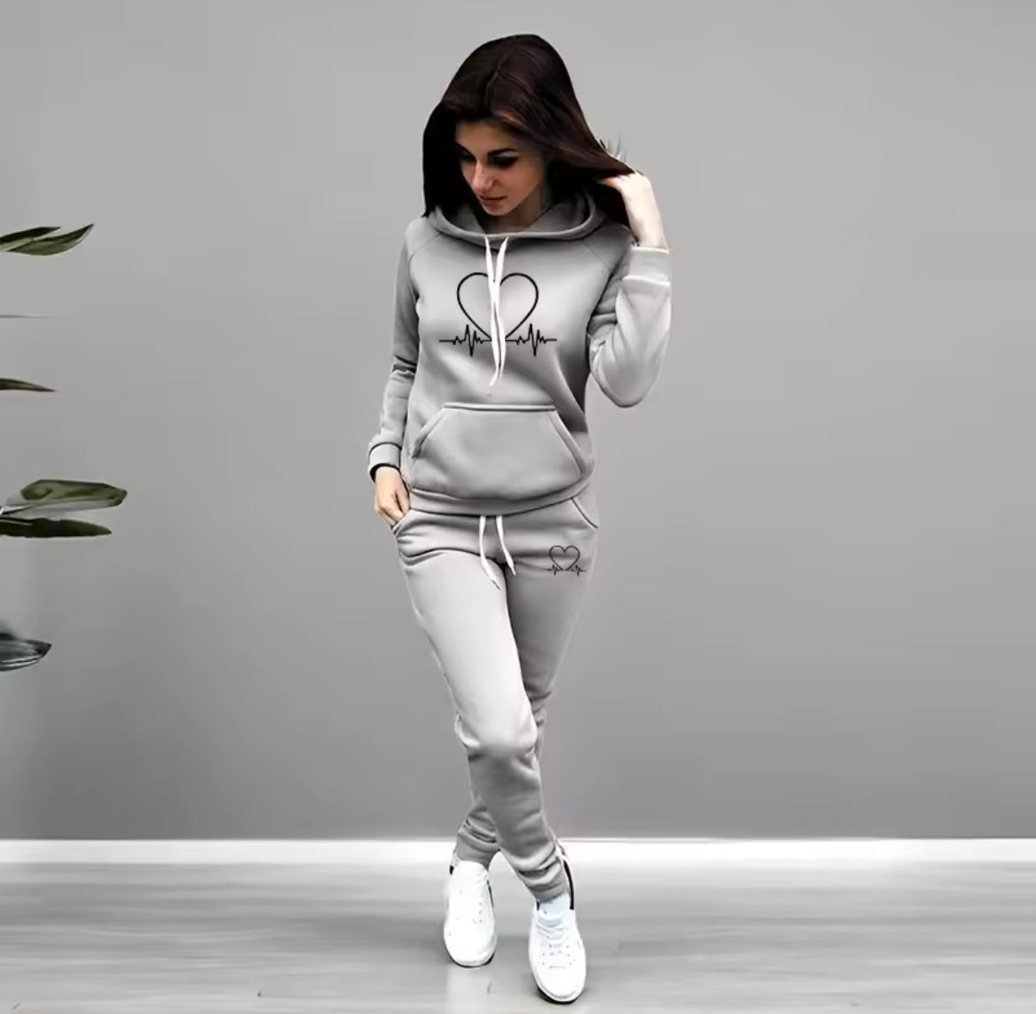 Women’s Heart Tracksuit