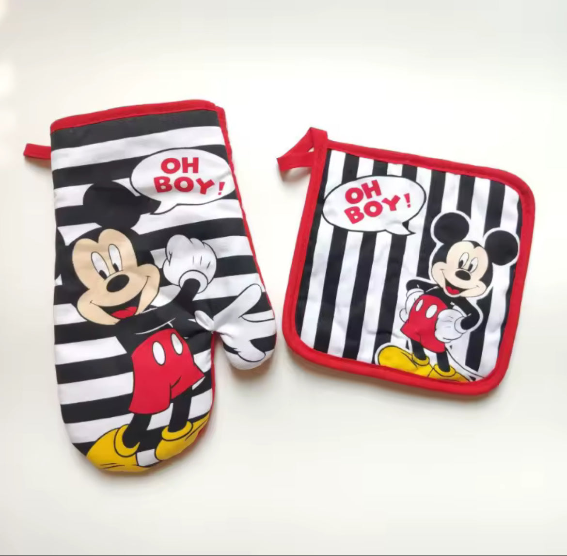 Mouse Oven Glove Set