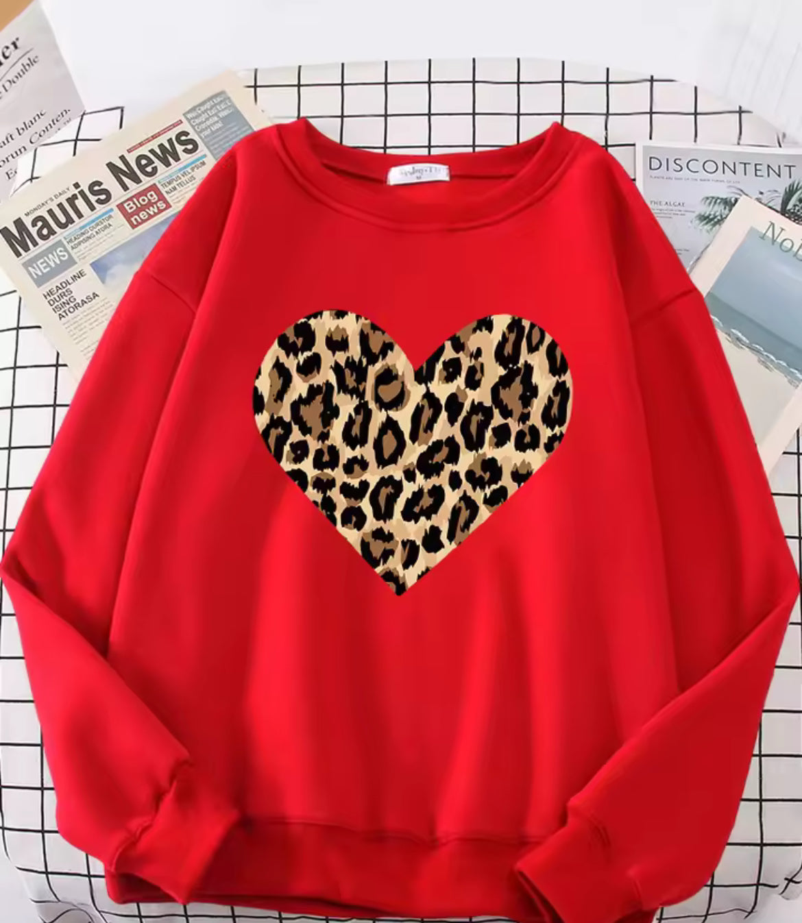 Women’s Leopard Print Heart Jumper ￼