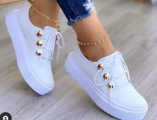 Womens Tranniers